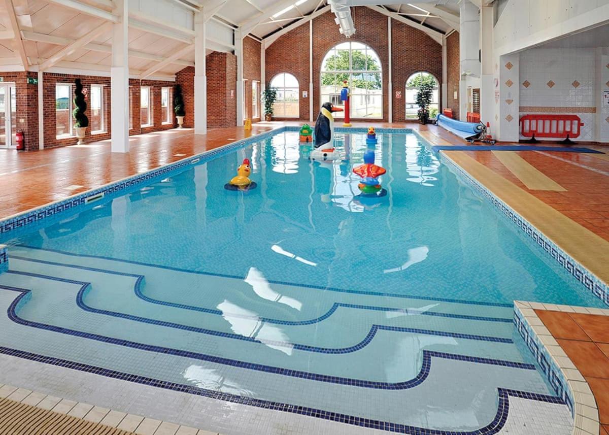 Robin Hood Rhyl Hotel ภายนอก รูปภาพ